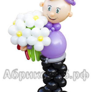 Мальчик с букетом