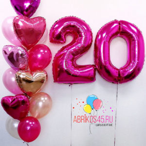 Композиция из шаров с цифрой 20