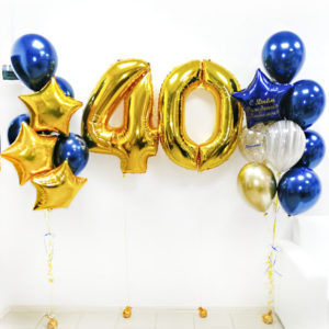Композиция из шаров с цифрой 40