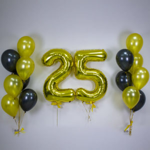 Композиция из шаров с цифрой 25